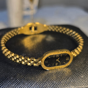 WATCH style Dial Roman Number Bracelet Watch for Women
