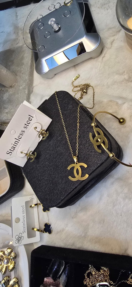 Double C Inspired Jewelry Set for Women