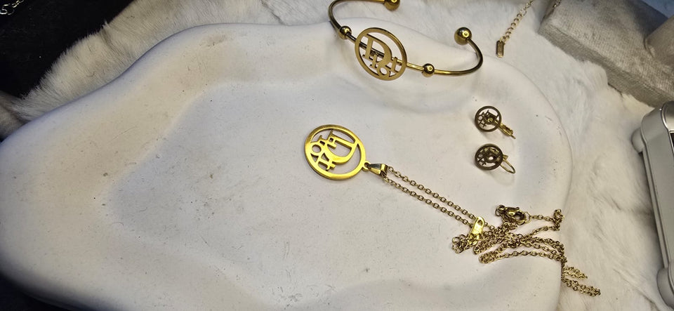 Elegant 3-Piece Jewelry Set