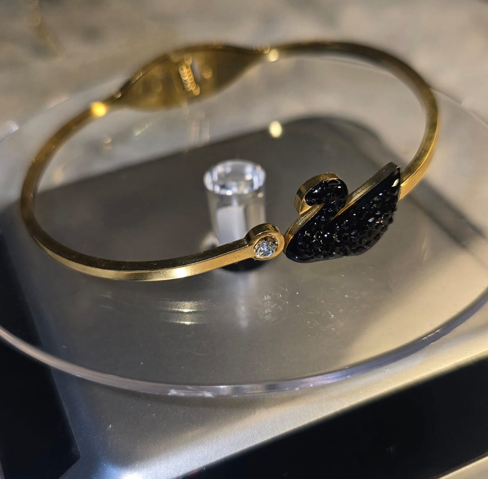 Premium Quality Swan Design Crystal Cuff Bracelet for Women